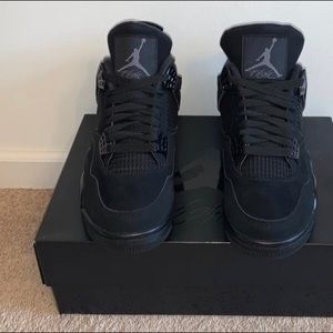 Jordan retro 4 black cat